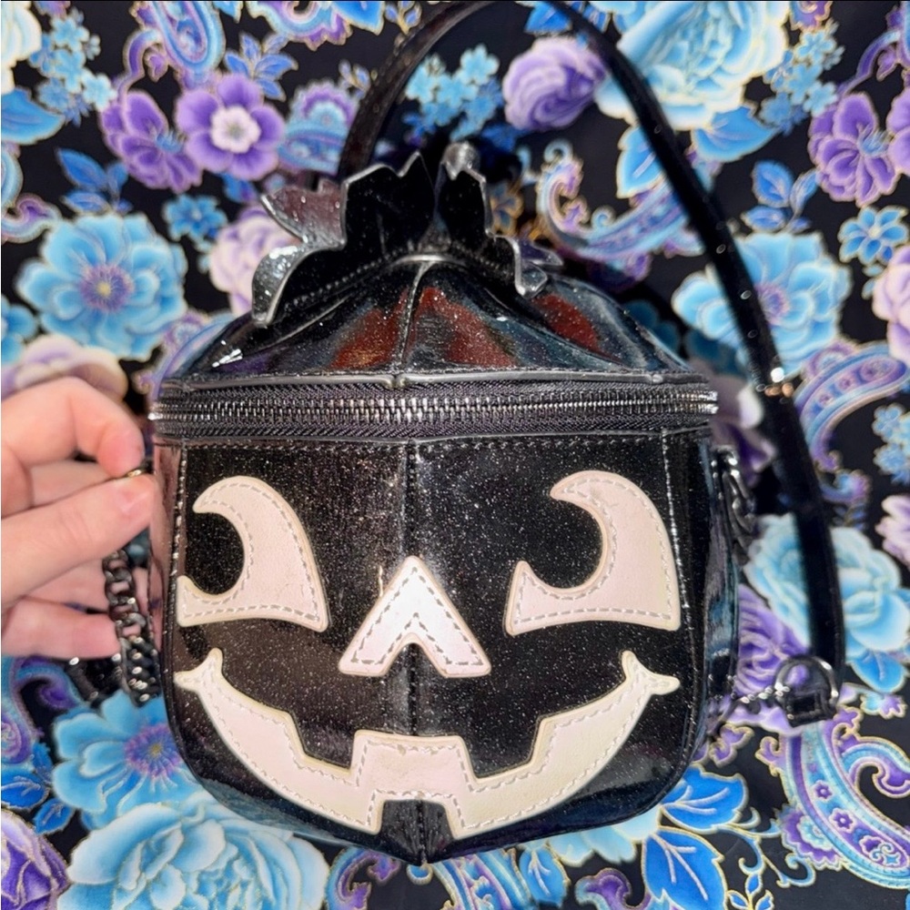 Black & Silver Glitter Sparkle Halloween Vinyl Pumpkin Purse with Strap